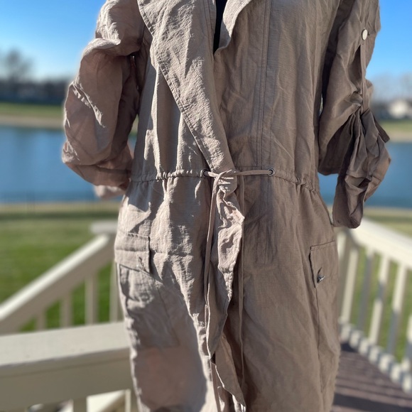 BCBG safari dress - Picture 4 of 8